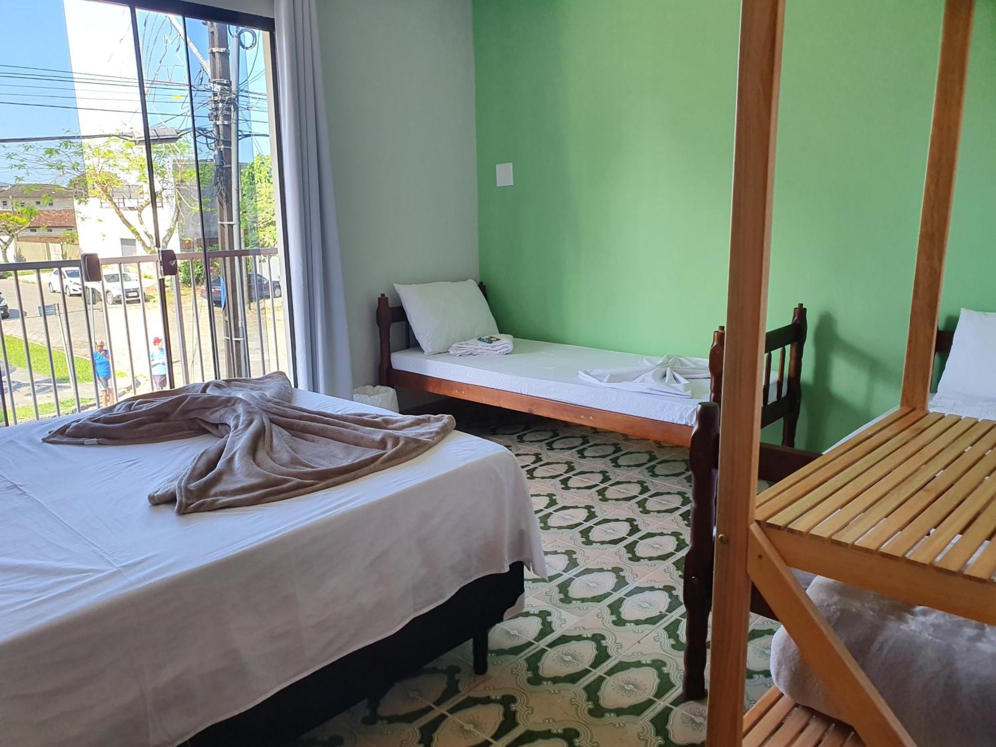 Pousada Mar E Moto Guaratuba Habitación foto